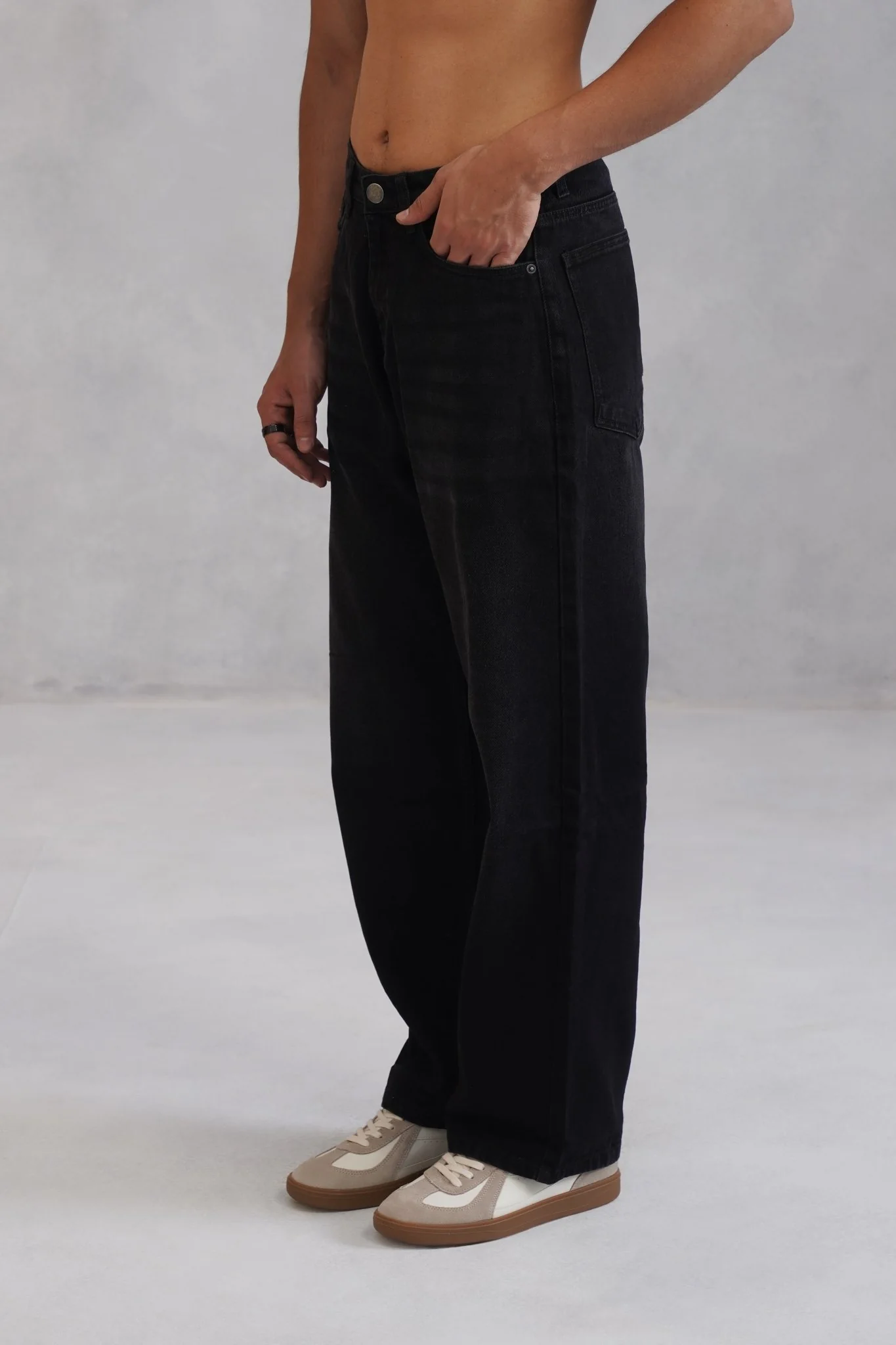 Baggy fit Denim - Charcoal Black - Image 5