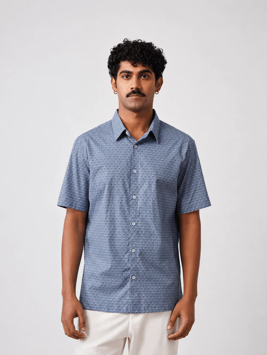 Blue Printed Cotton Stretch Shirt β Regular Fit, Half Sleeves