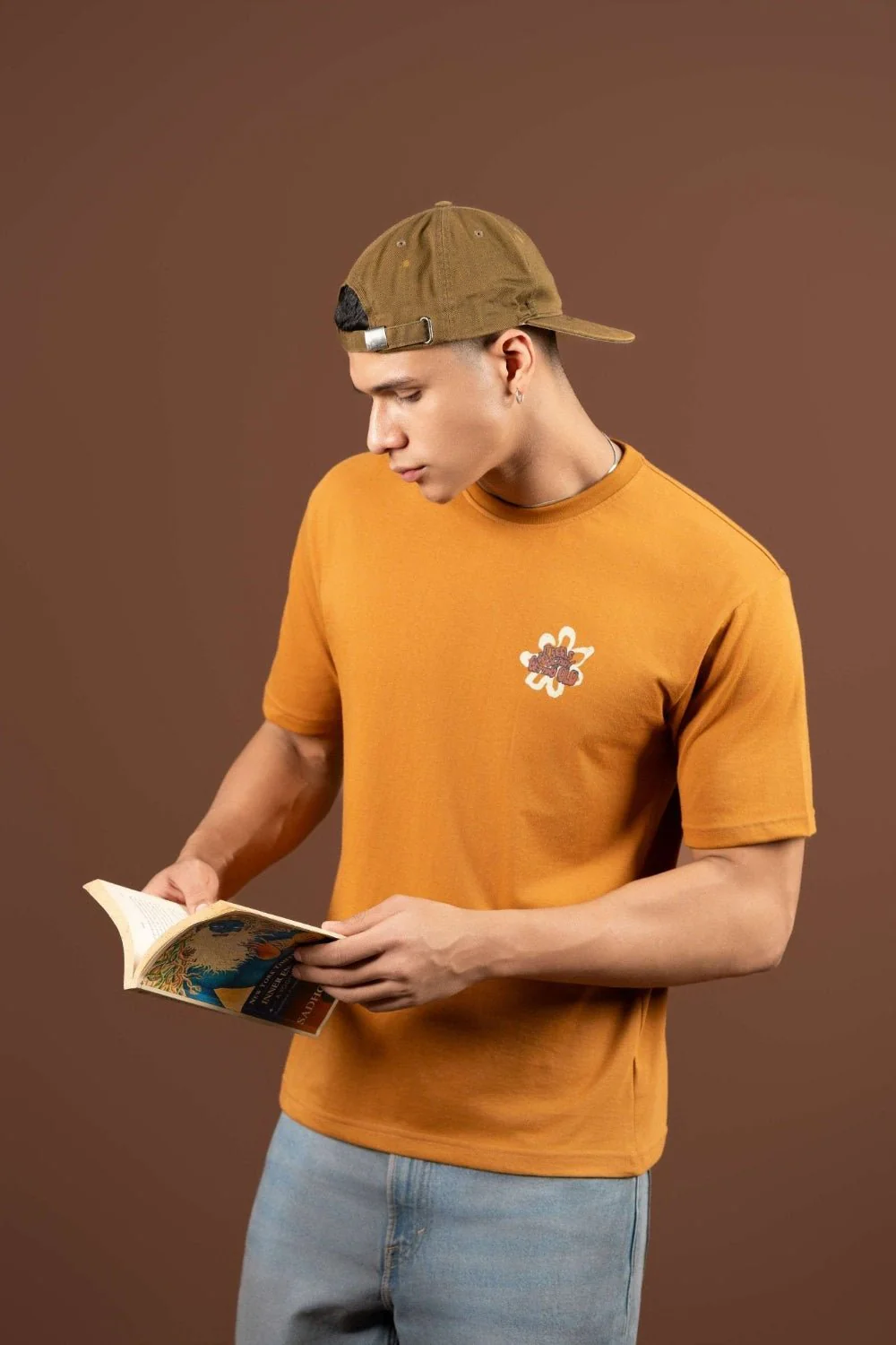 It Feels So Scary Printed Oversized Tee - Image 3