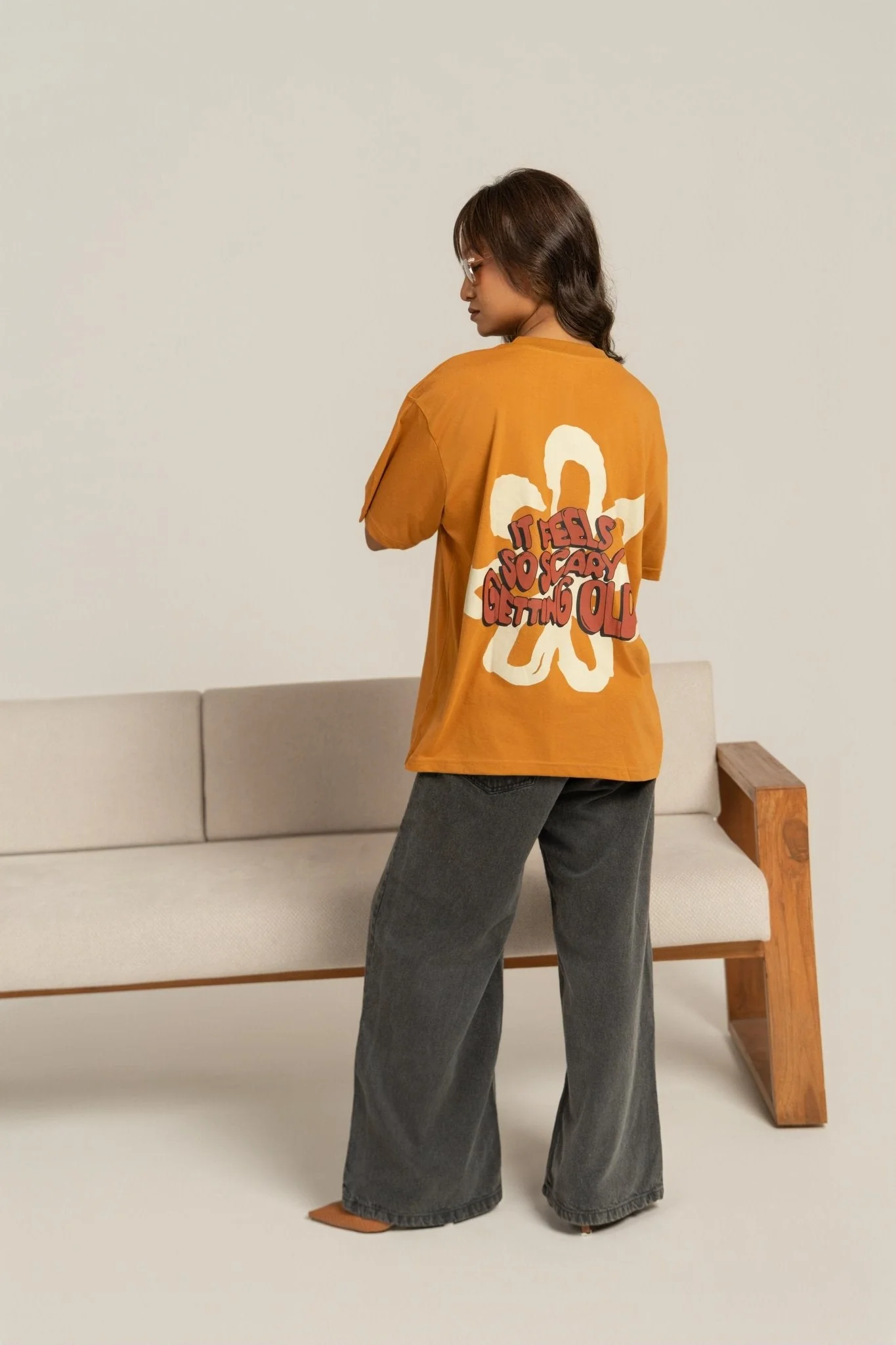 It Feels So Scary Printed Oversized Tee - Image 3