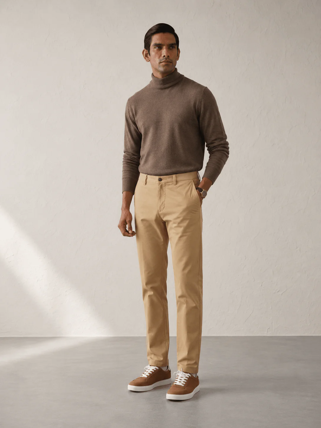 The Regular Fit Travel Chino - Khaki - Image 3